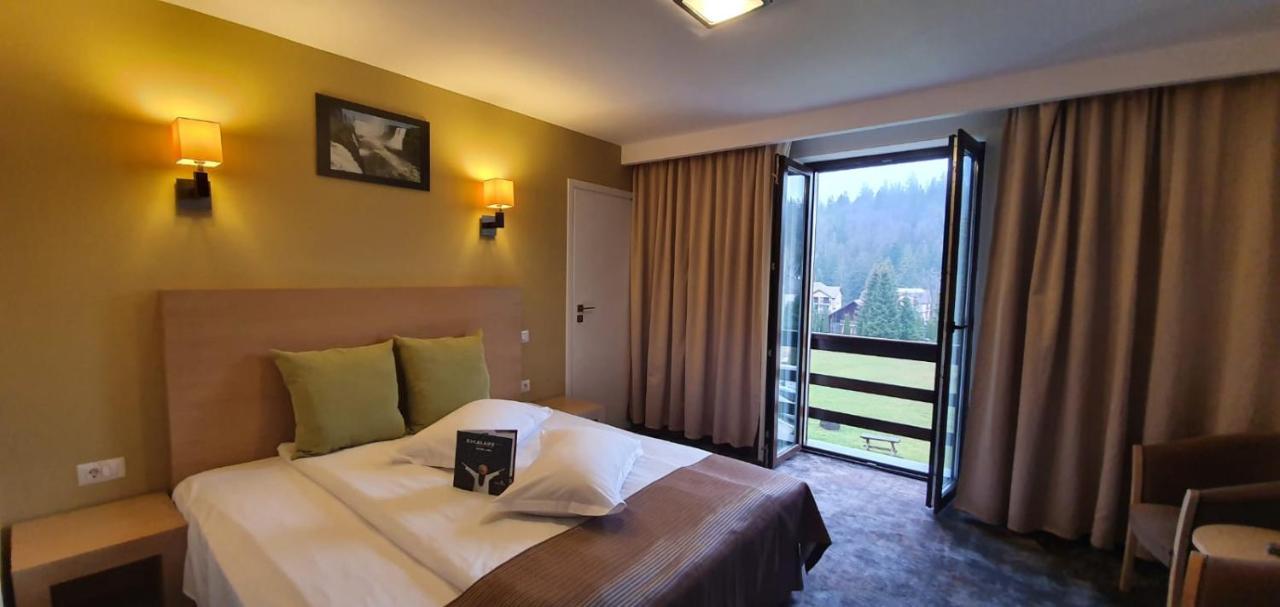 Escalade Hotel